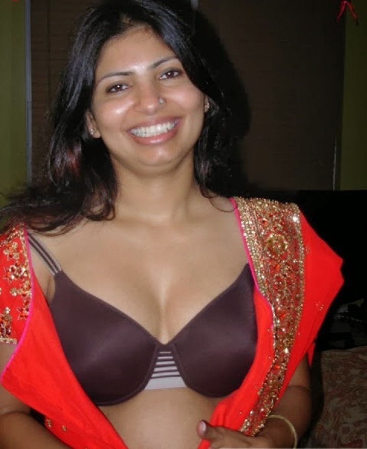 telugu aunties hot pics telugu aunties hot pics